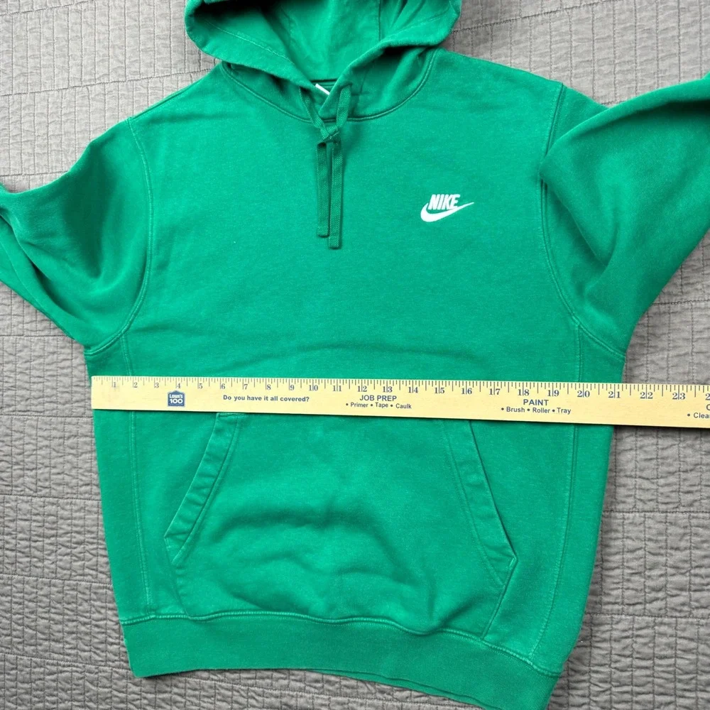 Nike Hoodie Men Small Green Club Fleece Sportswear Workout Athletic Minimal